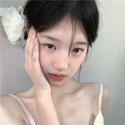 美女食神